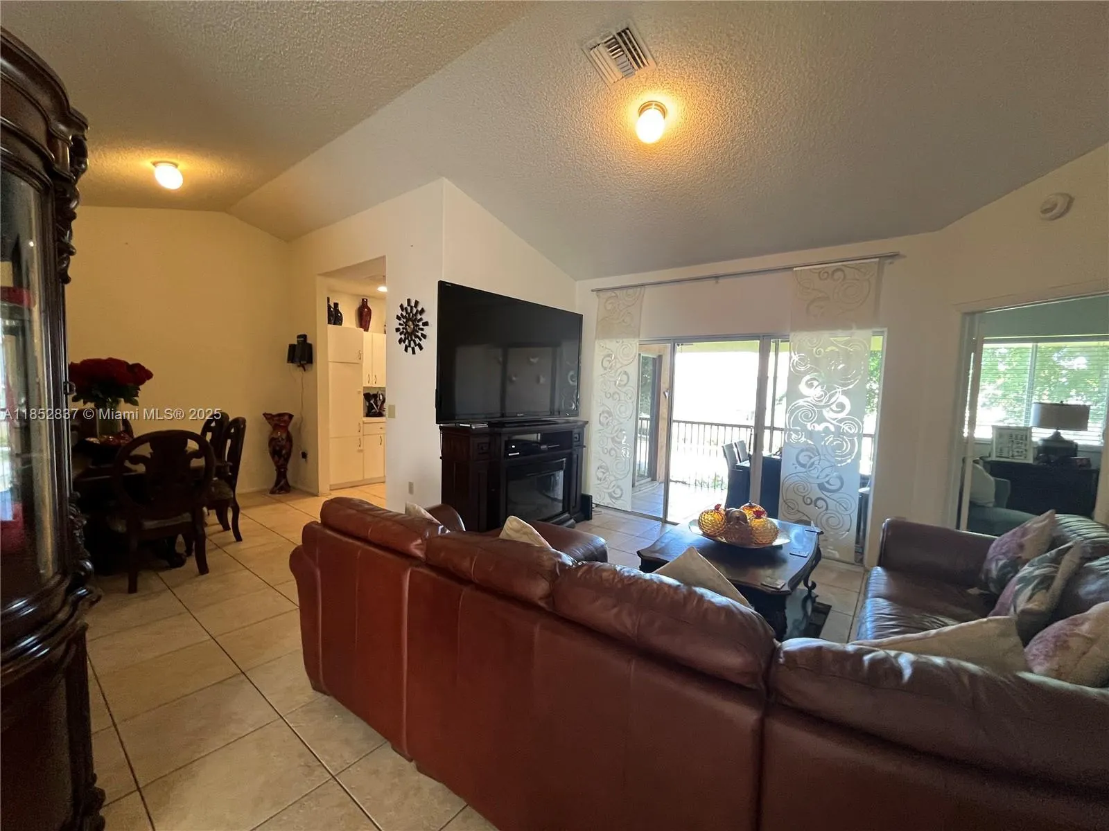 16312 Malibu Dr