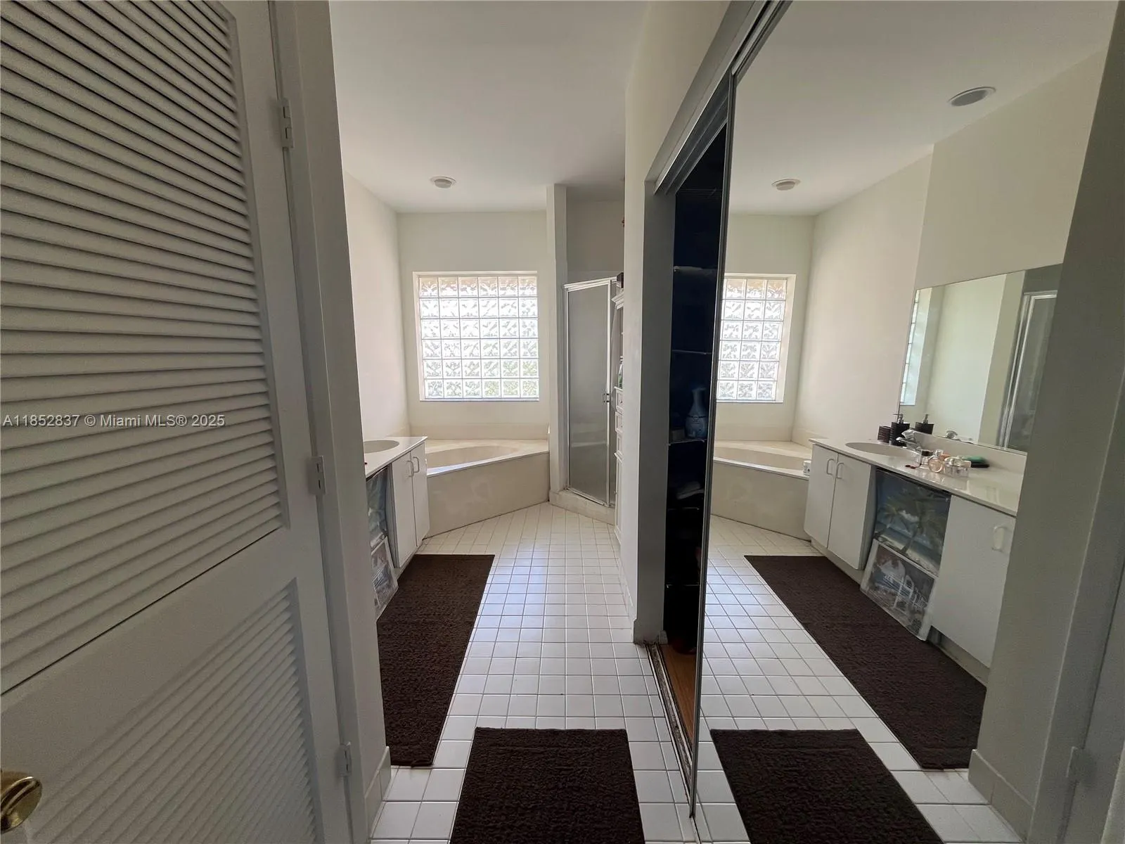 16312 Malibu Dr