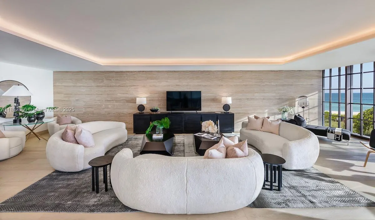 8955 Collins Ave, #402