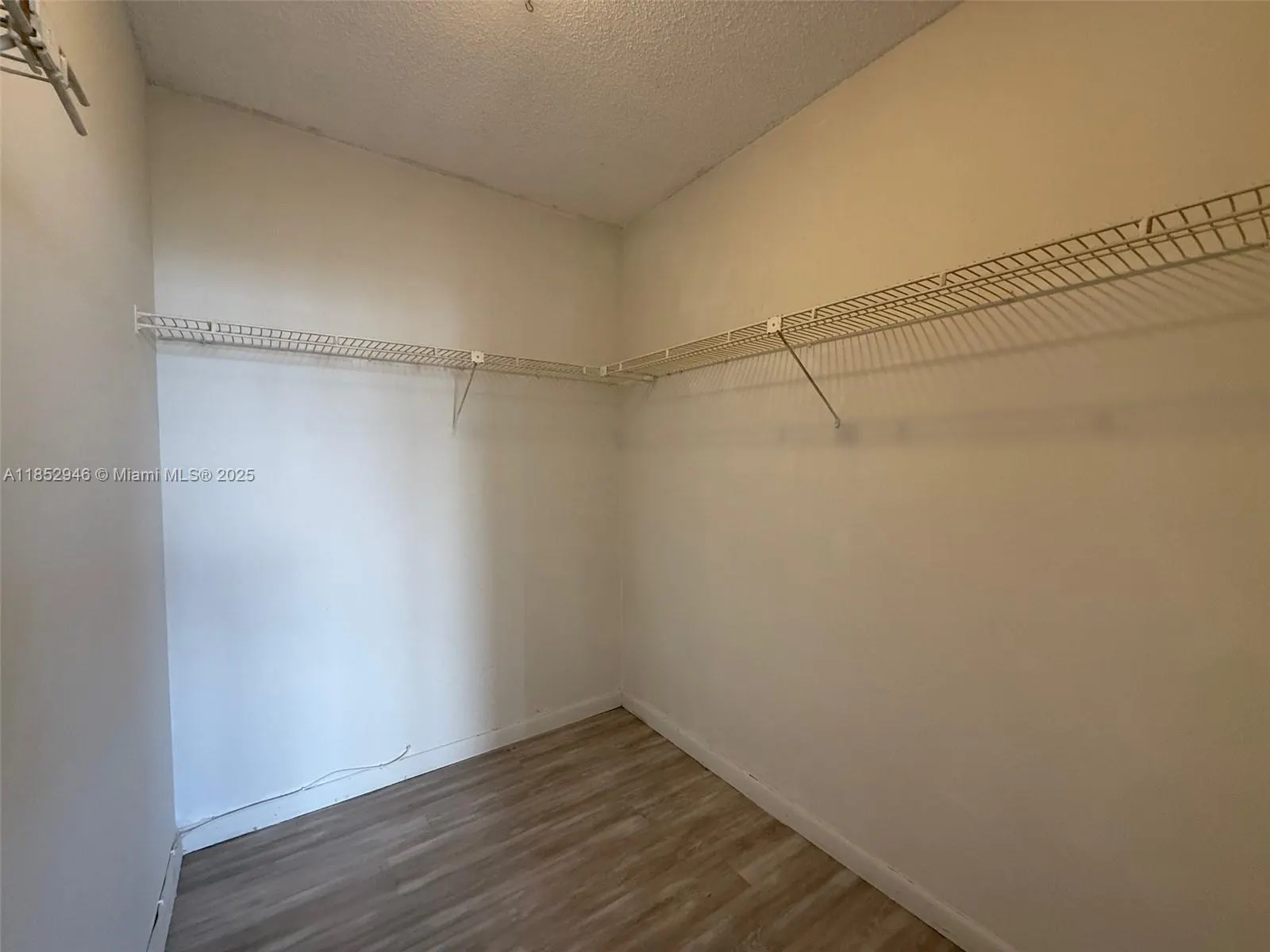 500 Three Islands Blvd, #715