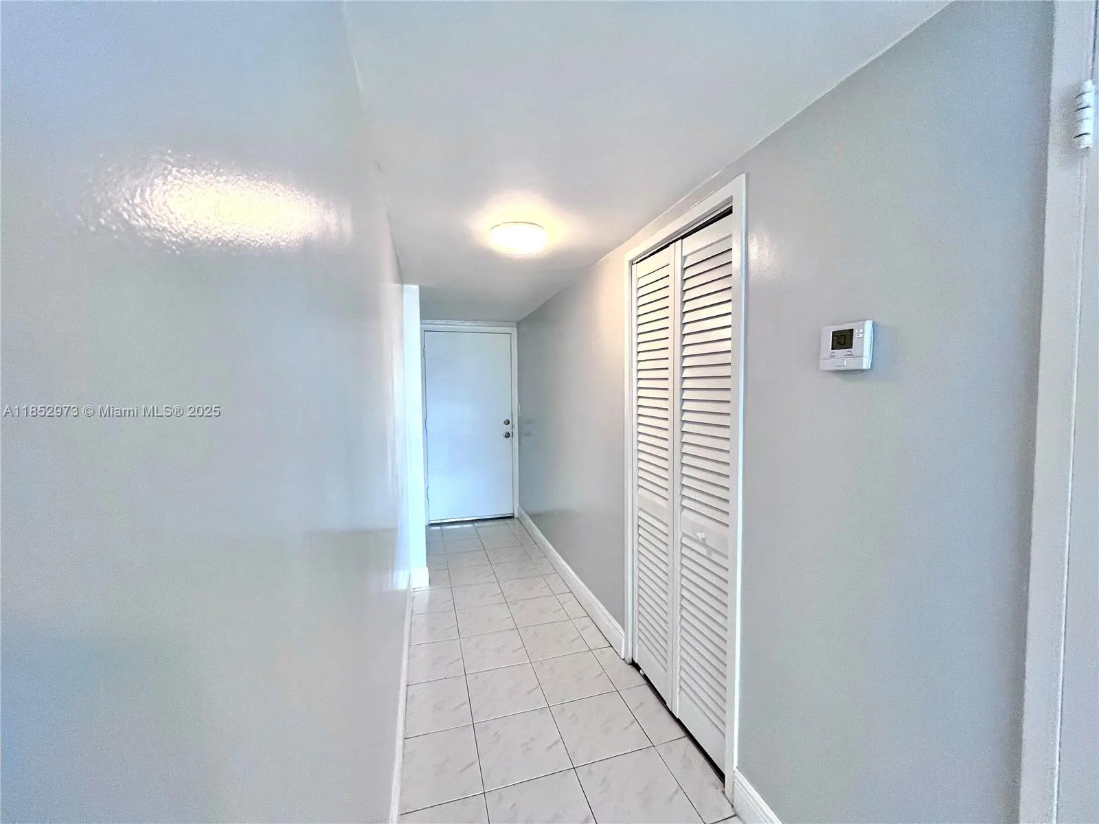 3660 NE 166th St, #505