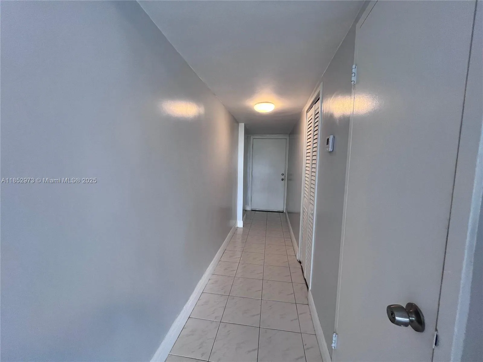 3660 NE 166th St, #505