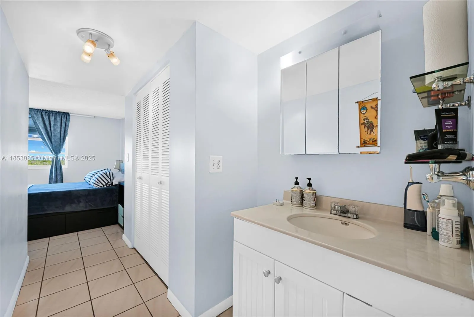 2841 NE 163rd St, #710