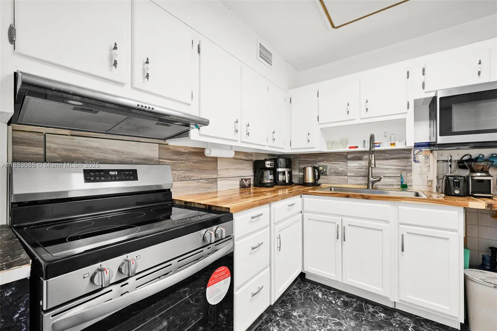 2841 NE 163rd St, #710