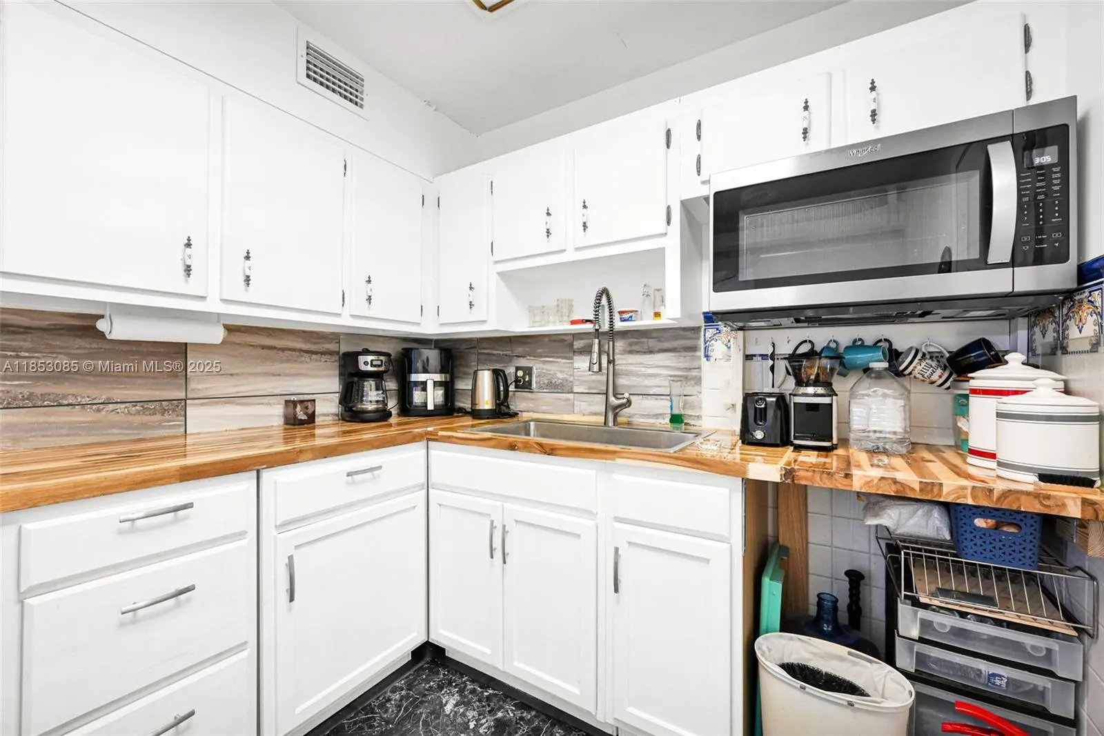 2841 NE 163rd St, #710