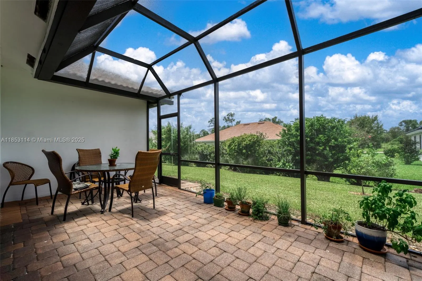 5009 Magnolia Place
