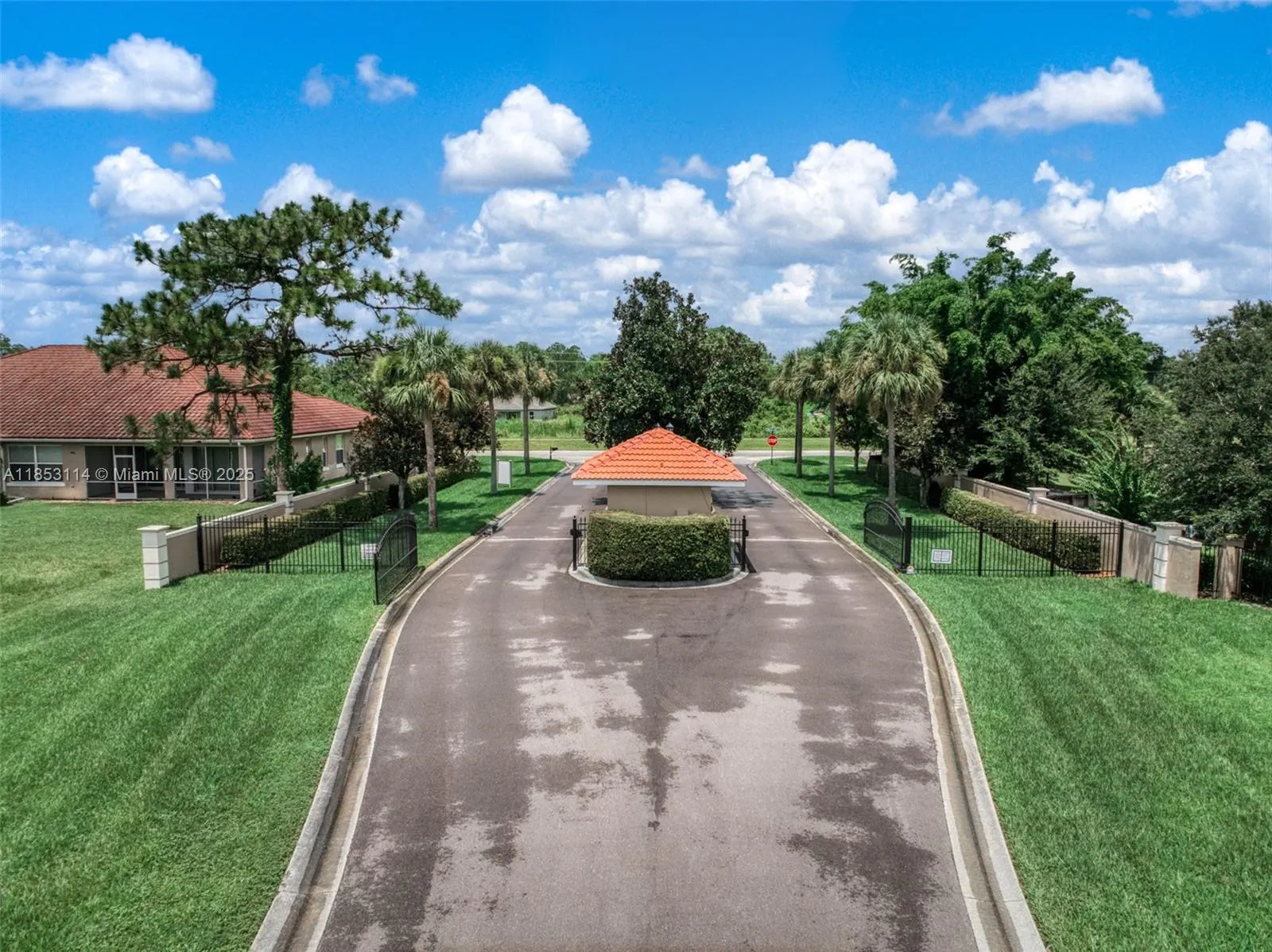 5009 Magnolia Place