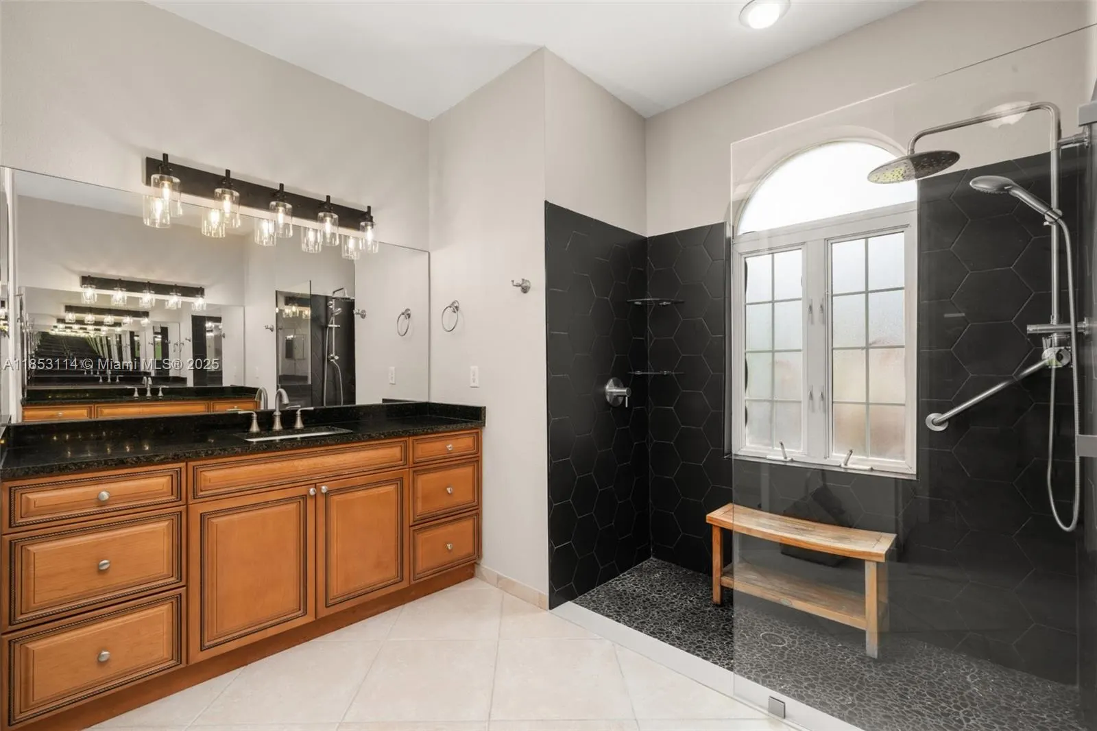 5009 Magnolia Place