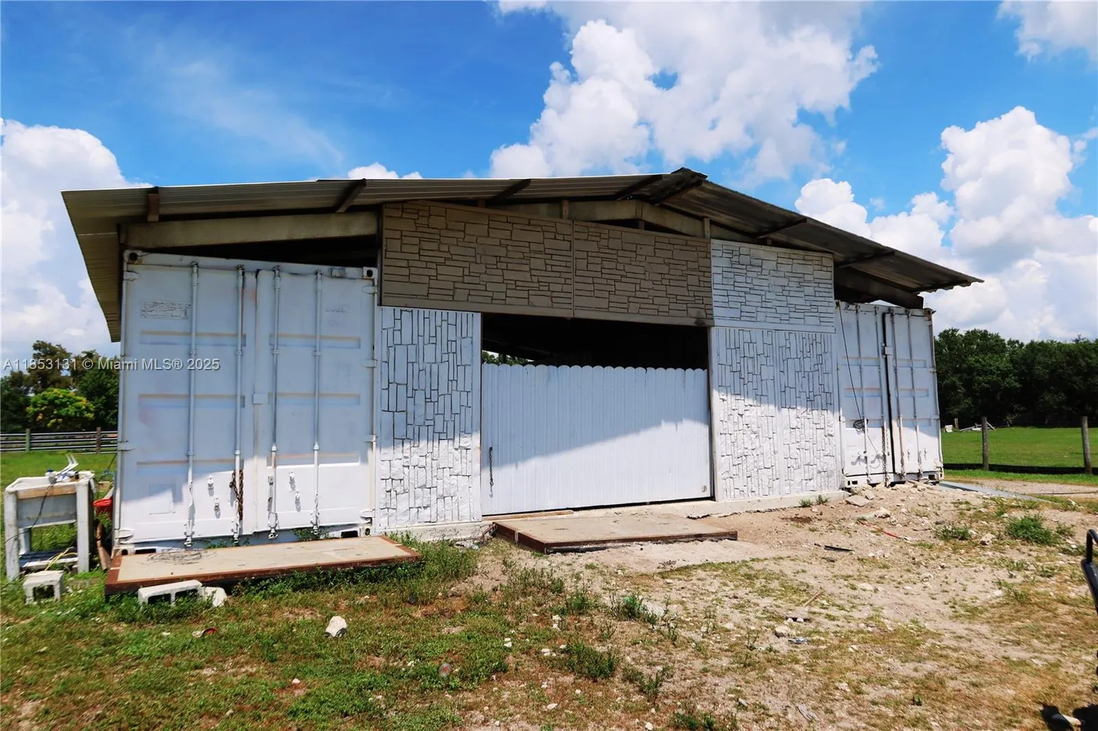 1321 BLUFF HAMMOCK RD