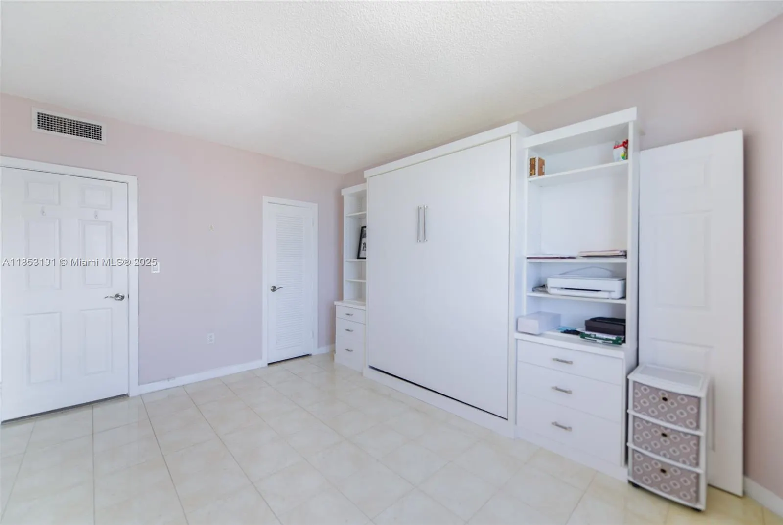 1950 S Ocean Dr, #21F