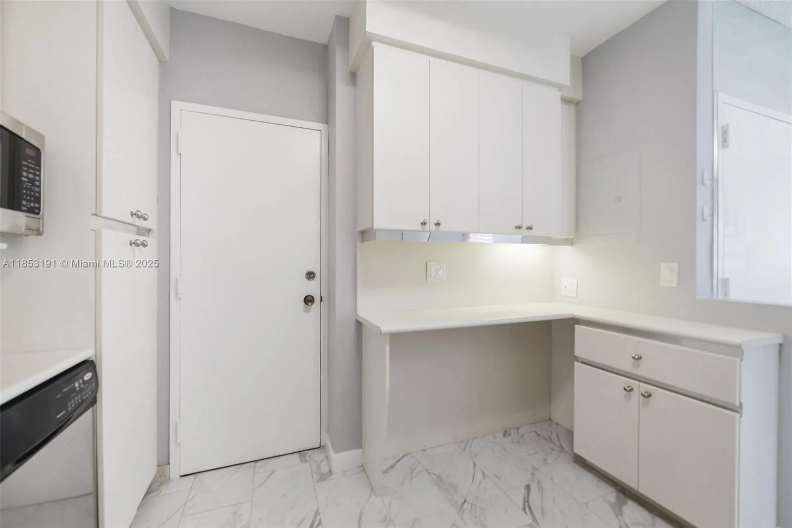 1950 S Ocean Dr, #21F