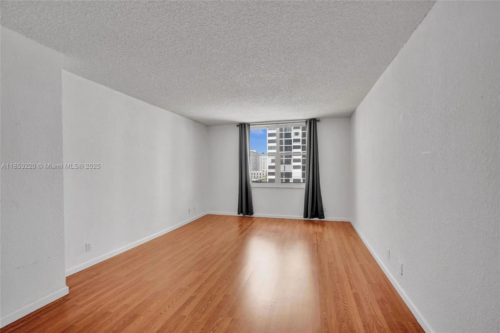 2501 S Ocean Dr, #636
