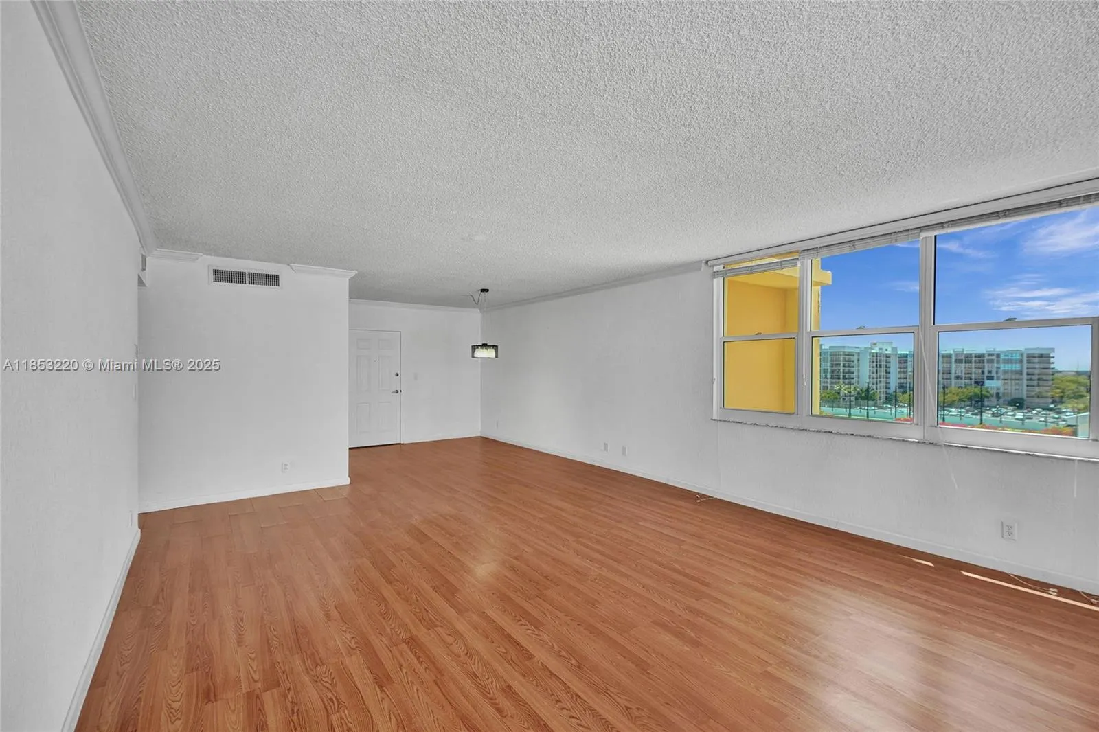 2501 S Ocean Dr, #636