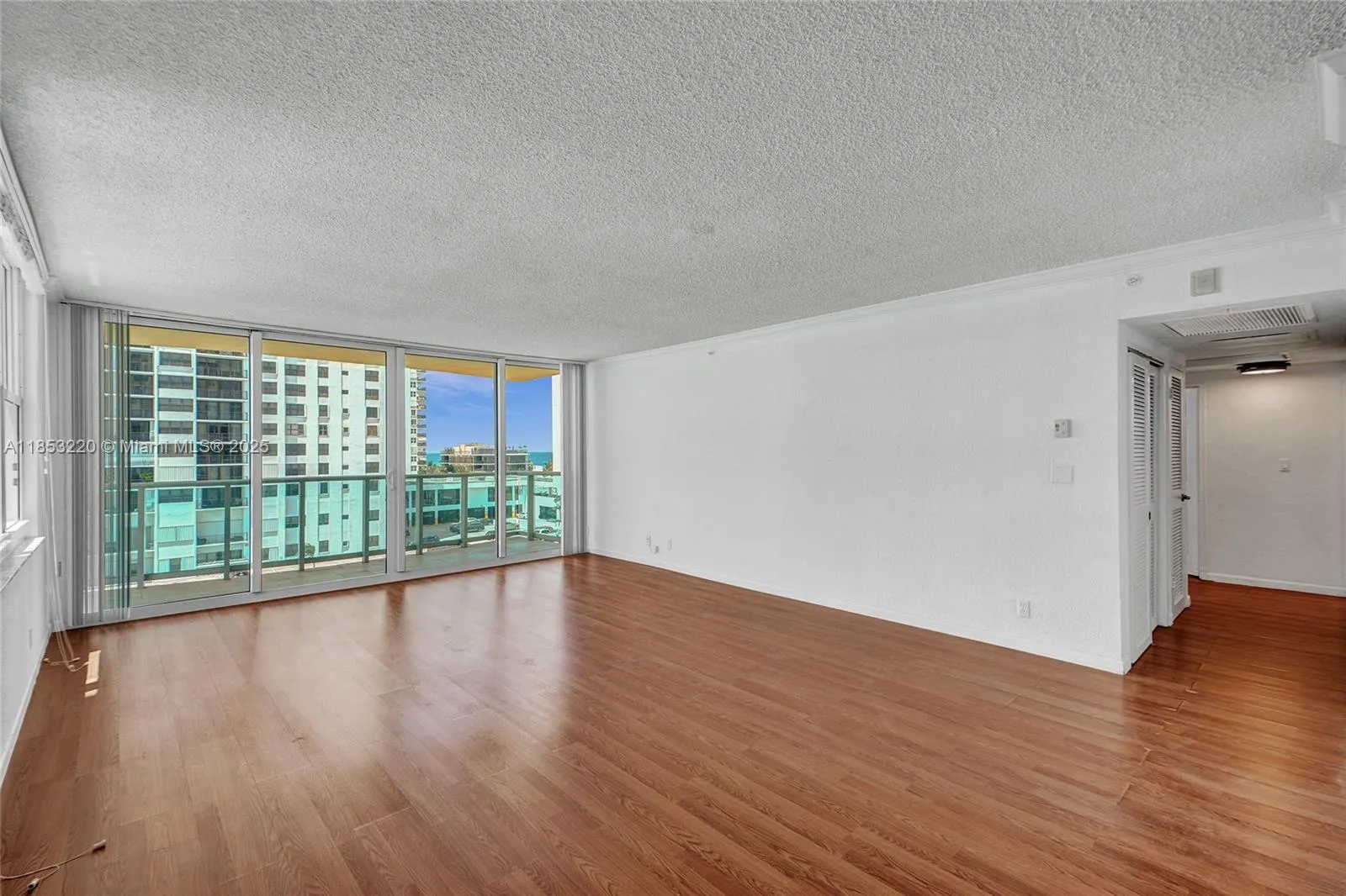 2501 S Ocean Dr, #636