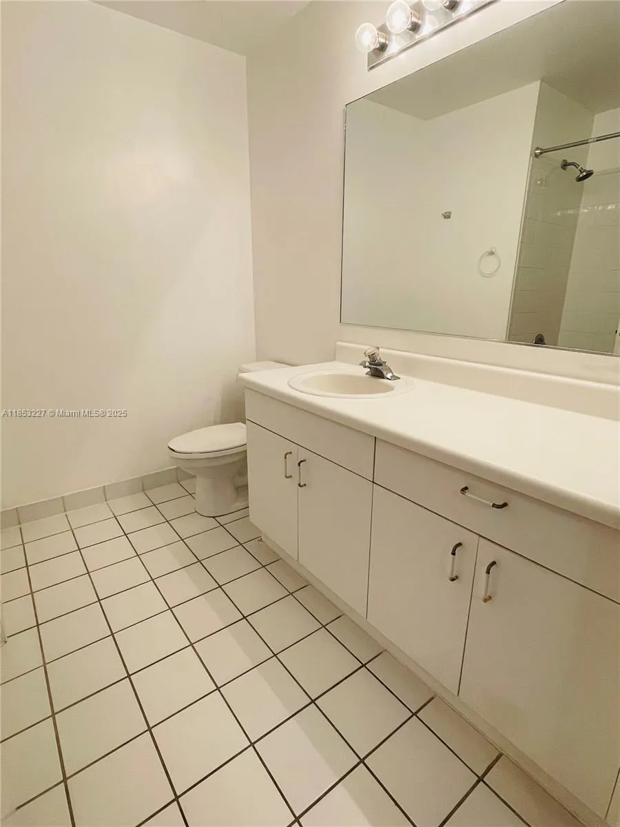 1503 Veracruz Ln, #5-14