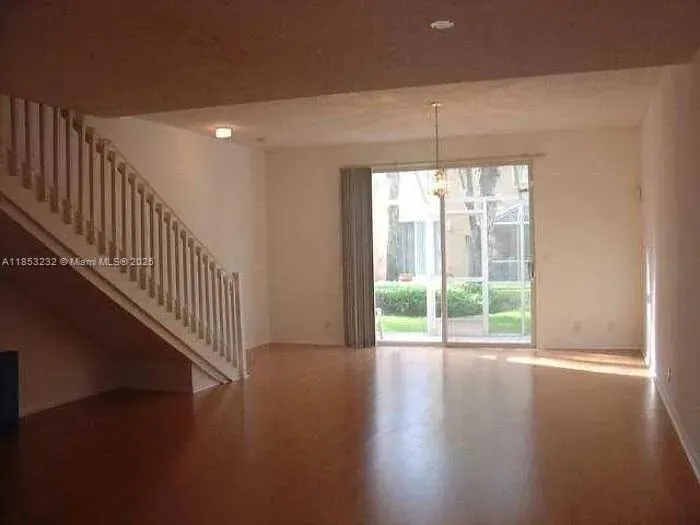 1354 Veracruz Ln, #3-8