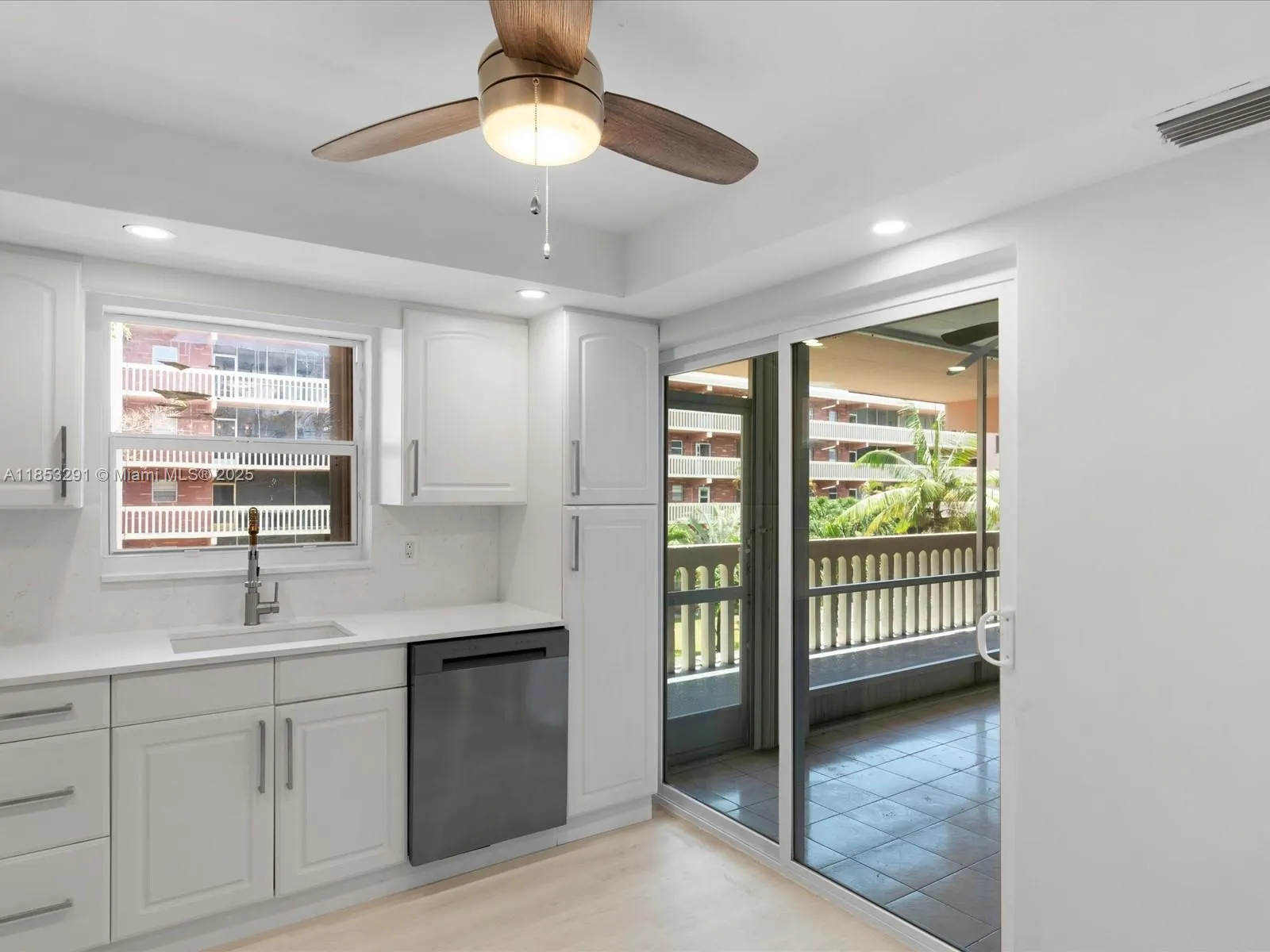 200 NE 12th Ave, #7C