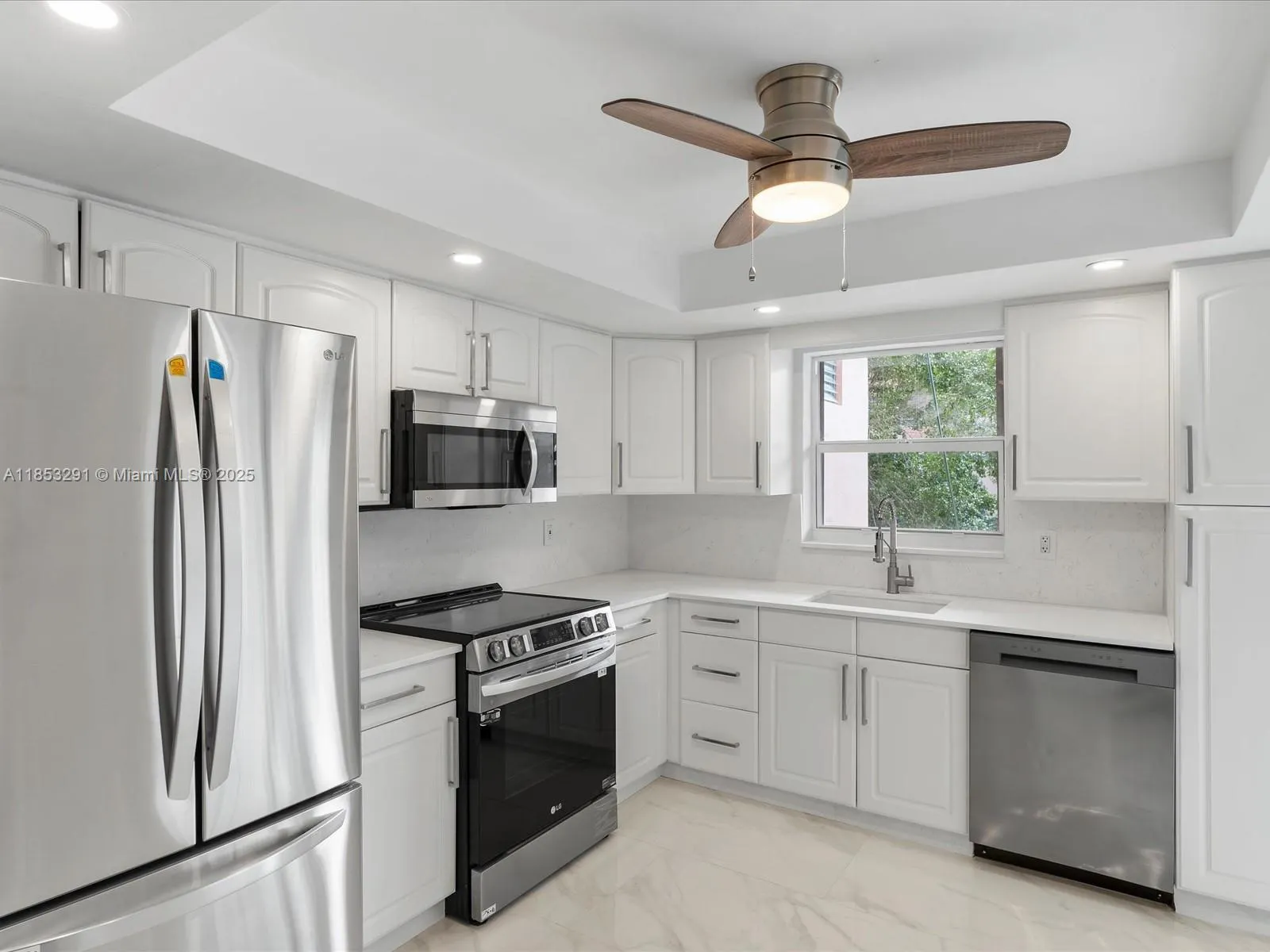 200 NE 12th Ave, #7C
