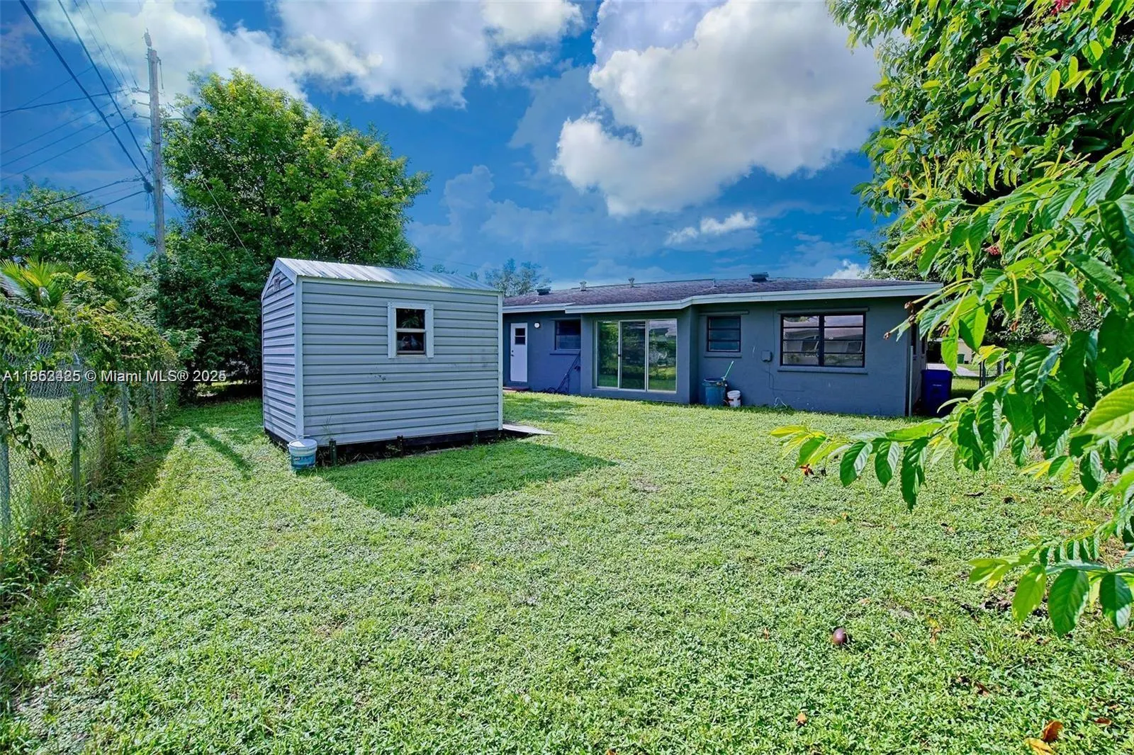 372 W Dayton Cir
