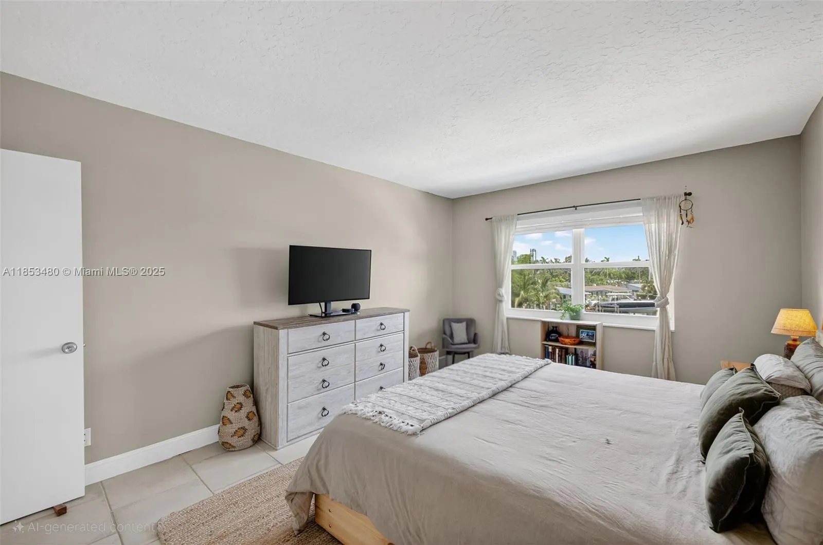 1435 SE 15th St, #302