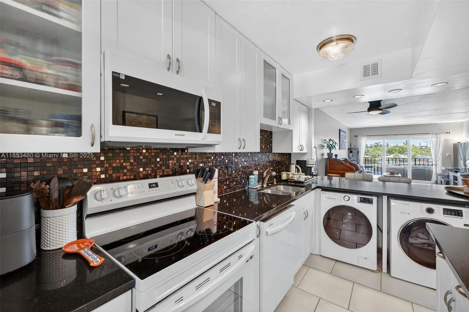 1435 SE 15th St, #302