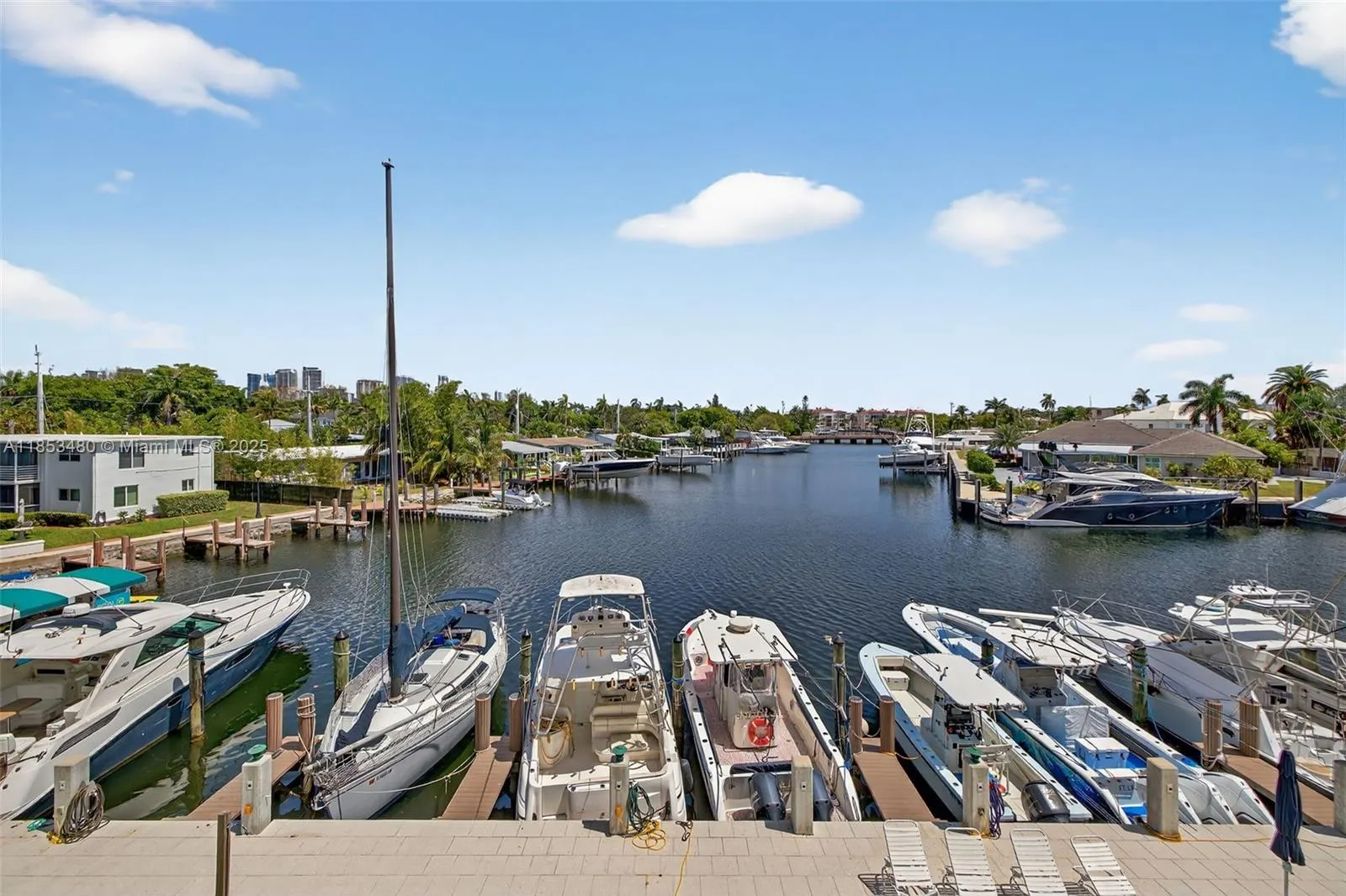 1435 SE 15th St, #302
