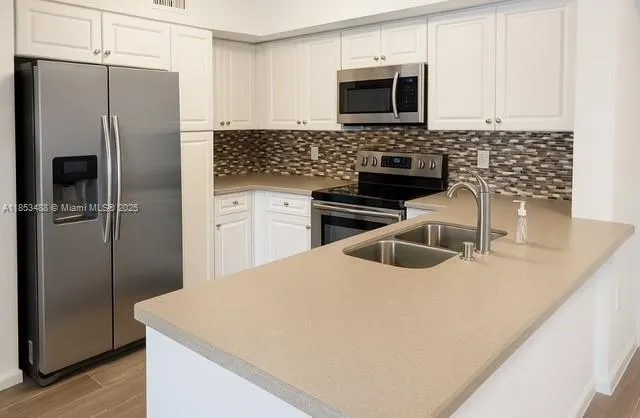 1150 Wildwood Lakes Blvd, #203
