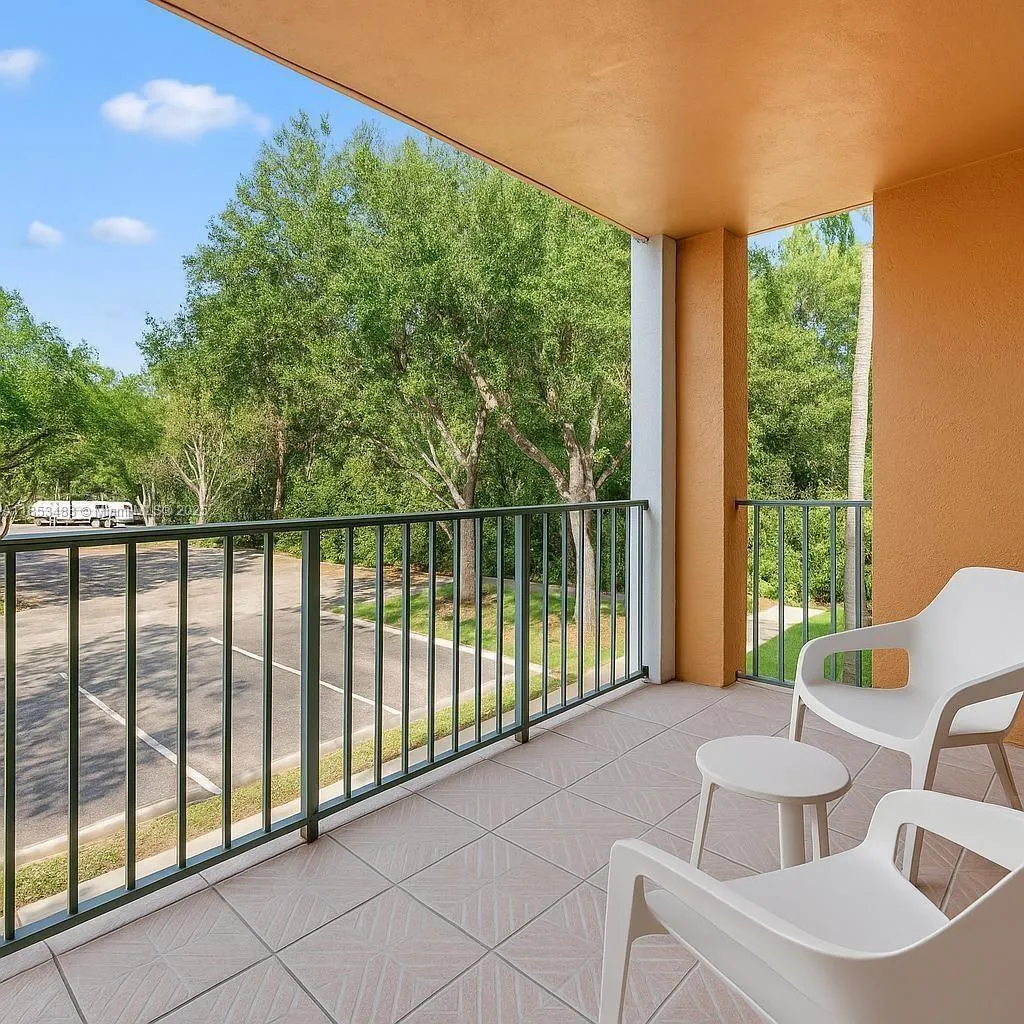 1150 Wildwood Lakes Blvd, #203