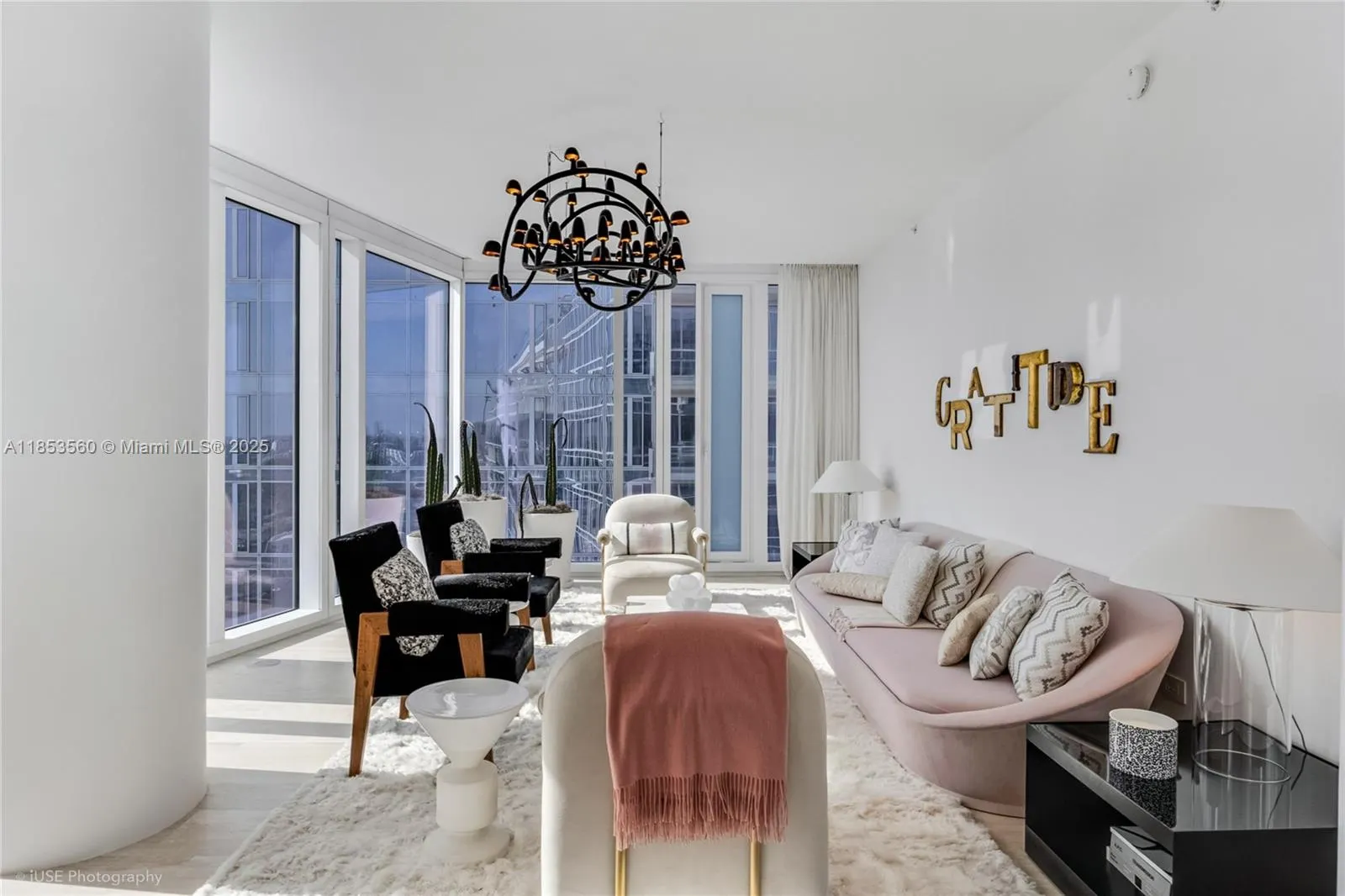 9001 Collins Ave, #S-1011