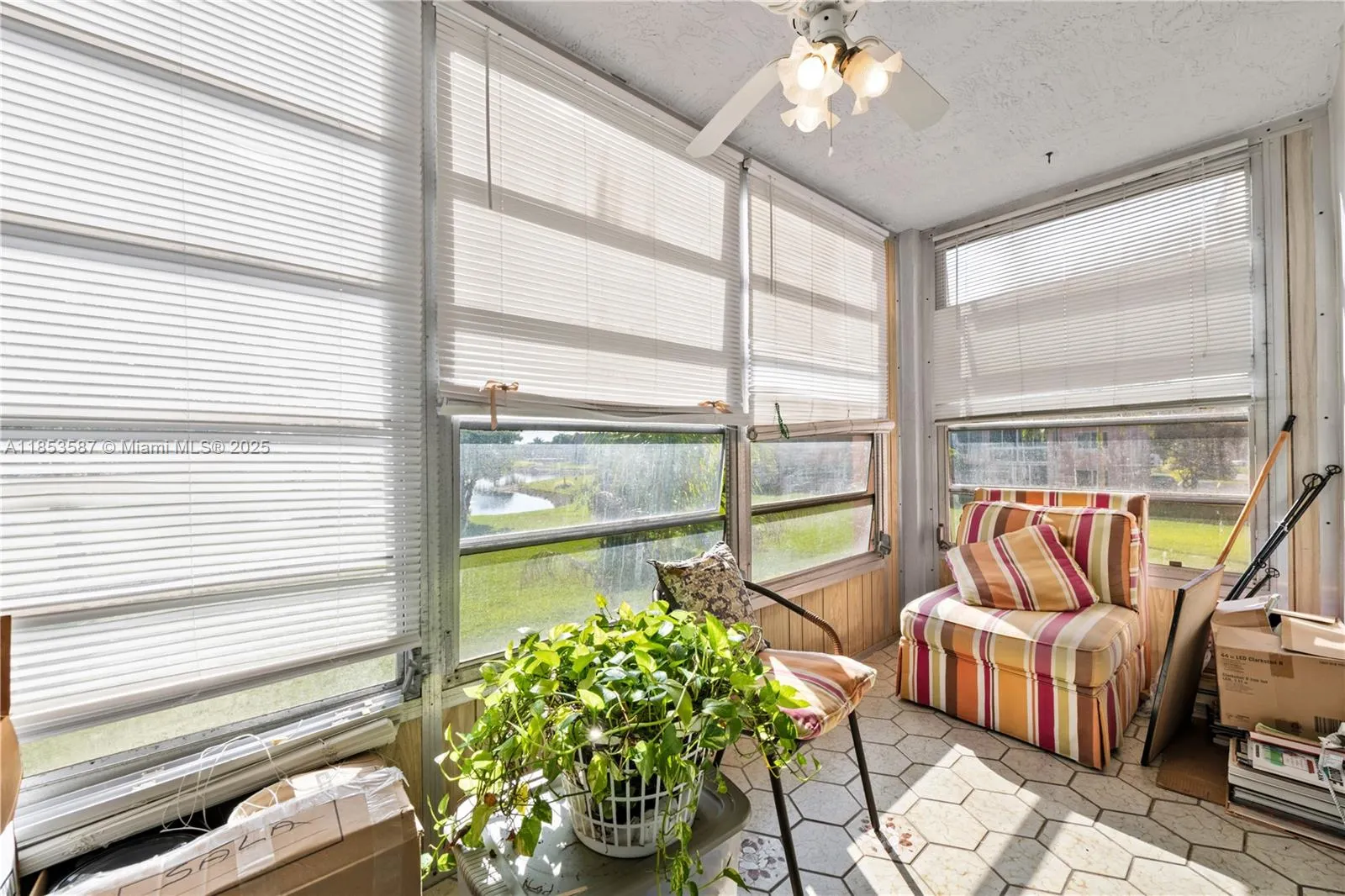 9461 Sunrise Lakes Blvd, #207