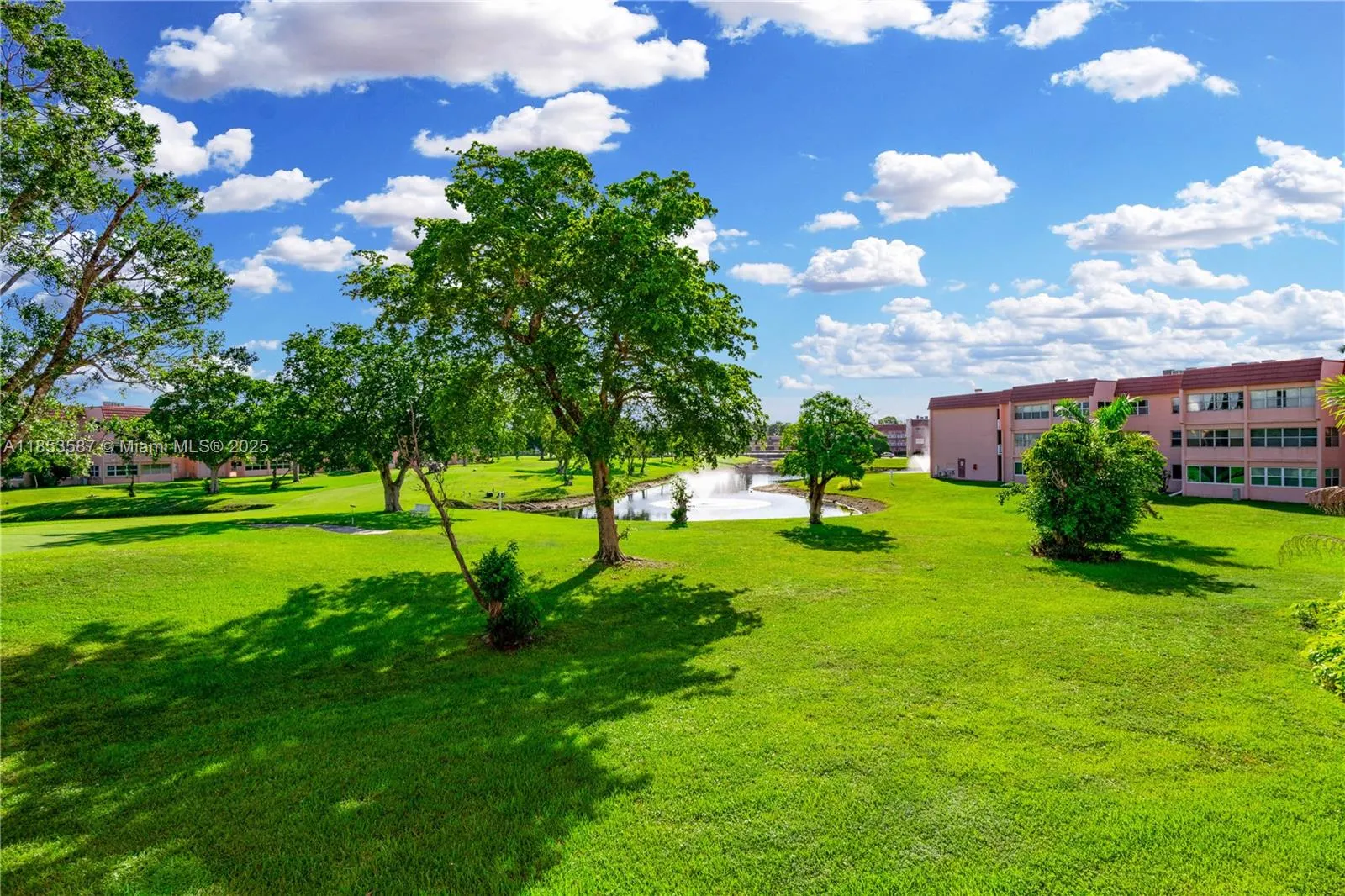 9461 Sunrise Lakes Blvd, #207