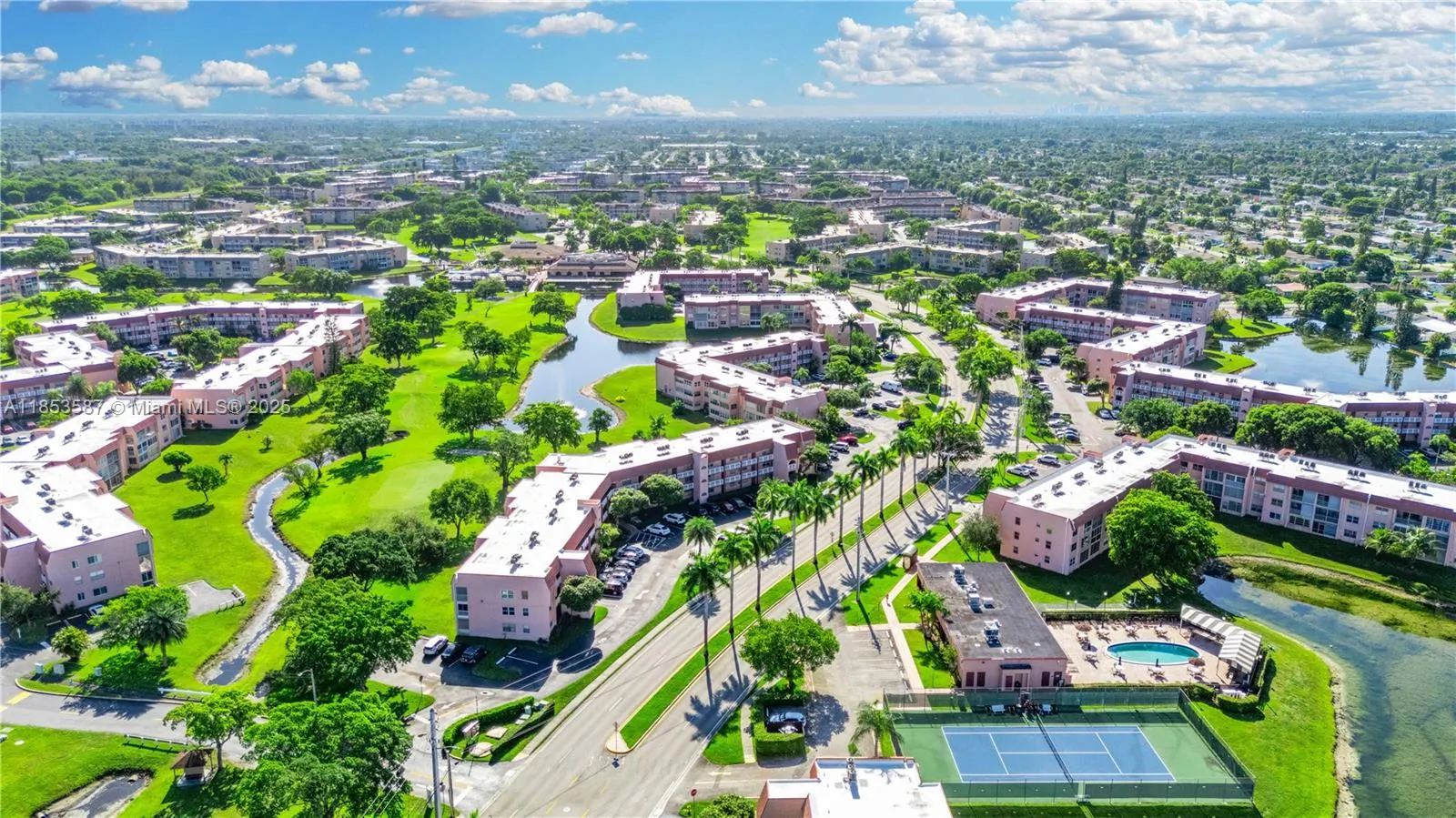 9461 Sunrise Lakes Blvd, #207
