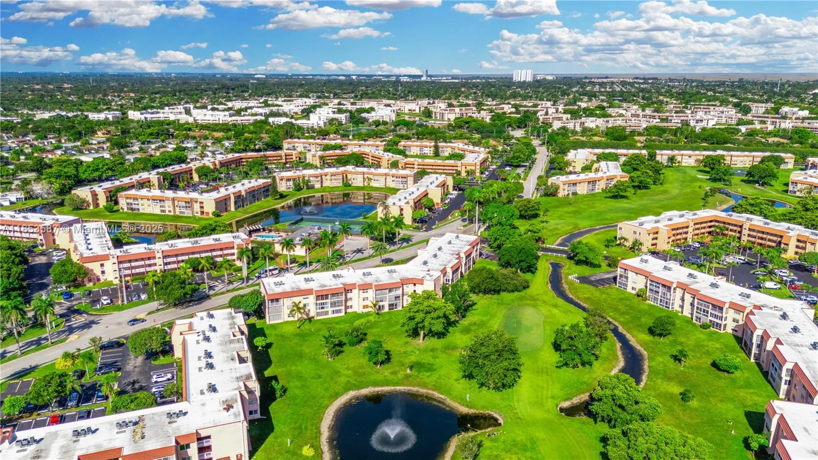 9461 Sunrise Lakes Blvd, #207