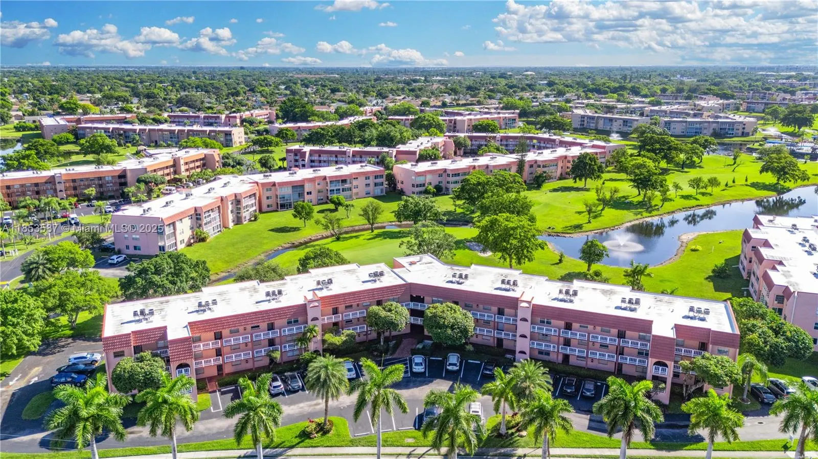 9461 Sunrise Lakes Blvd, #207