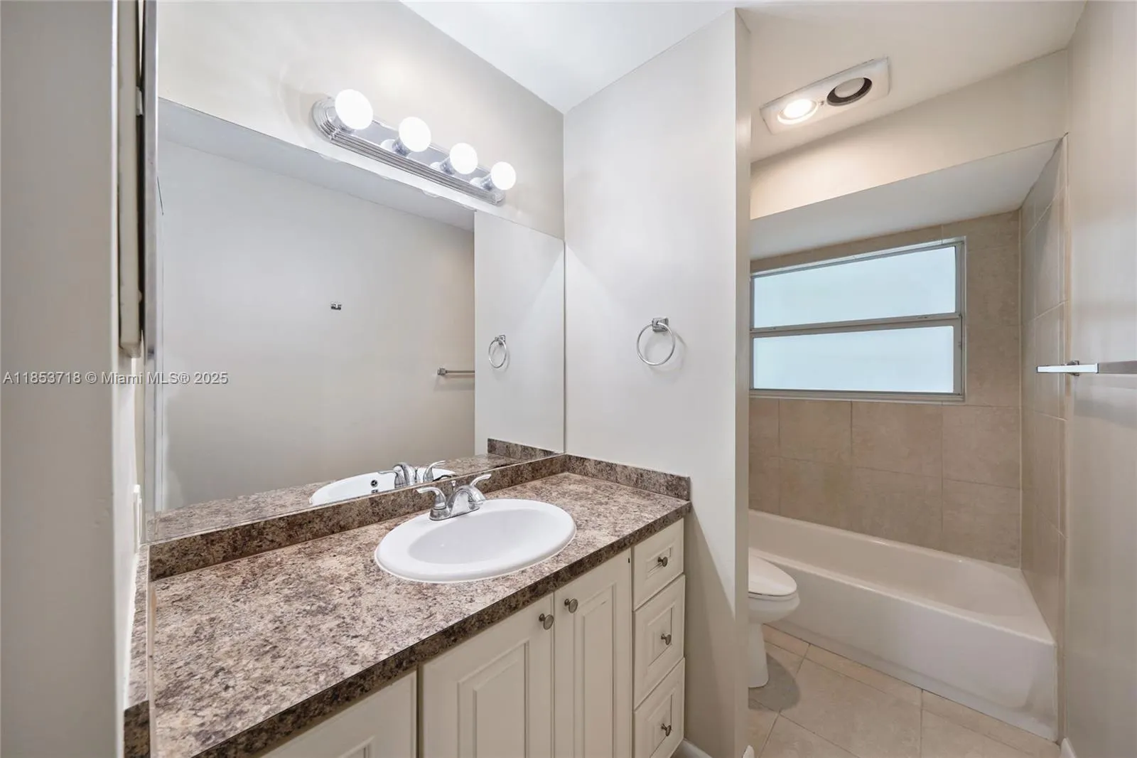8049 Buttonwood Cir