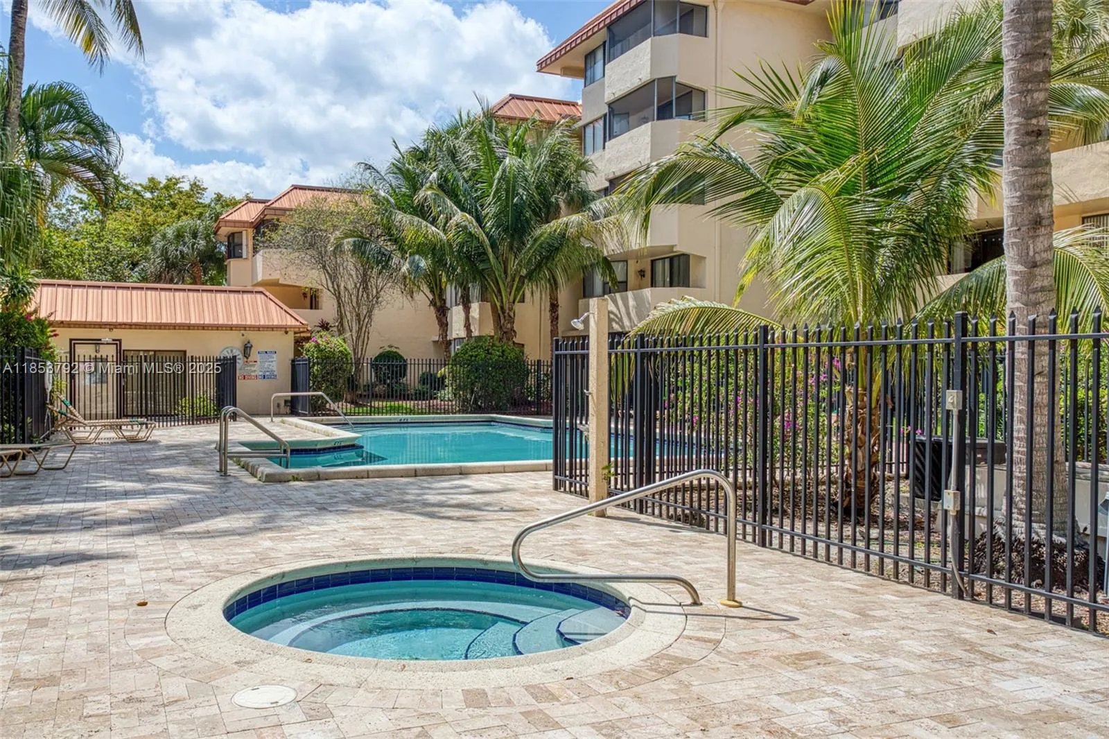 7401 NW 16th St, #408
