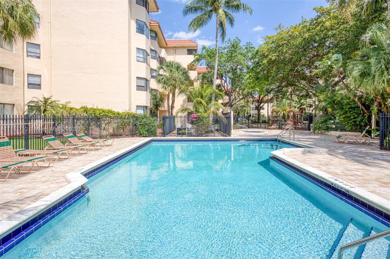 7401 NW 16th St, #408