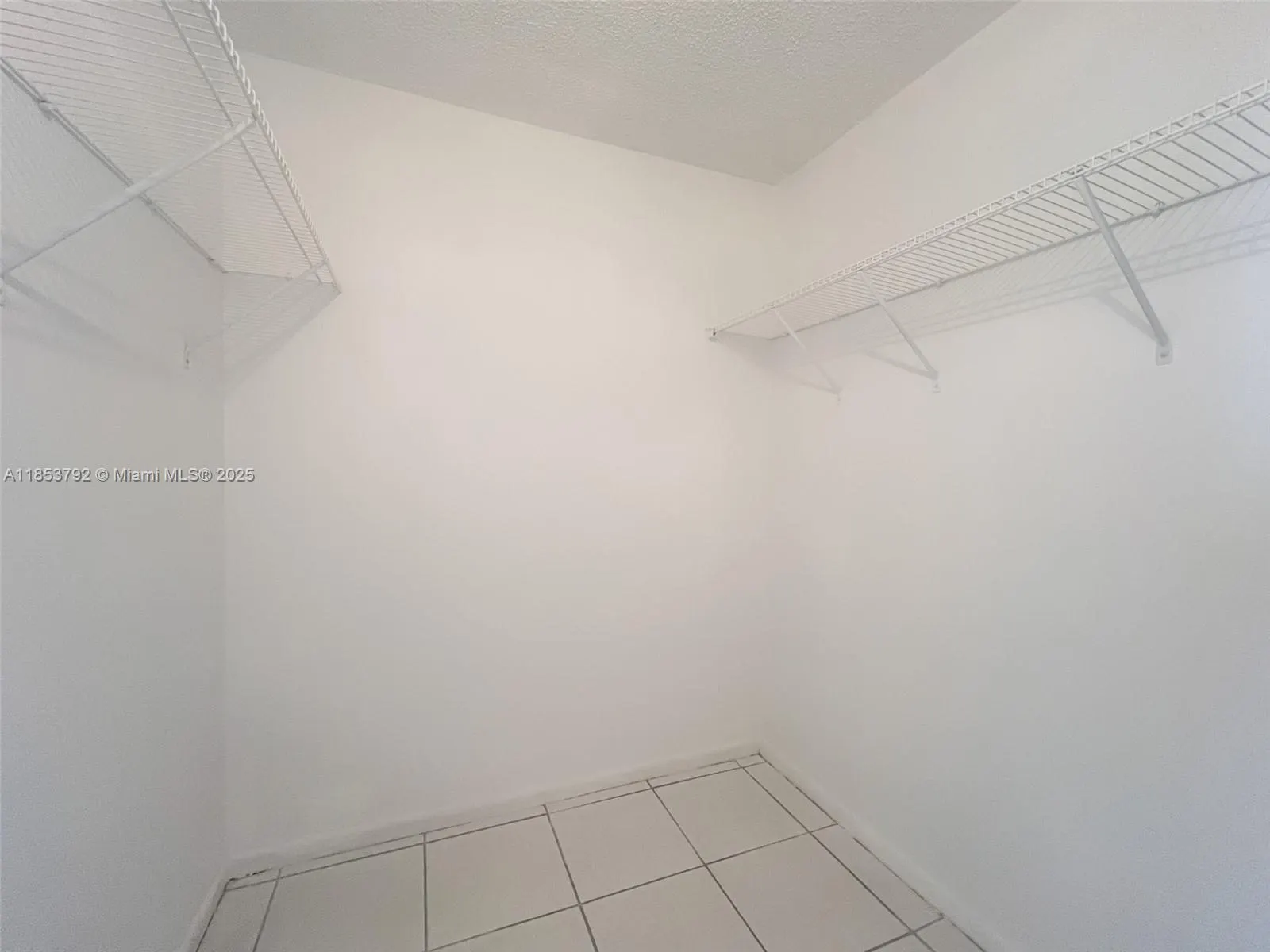 7401 NW 16th St, #408