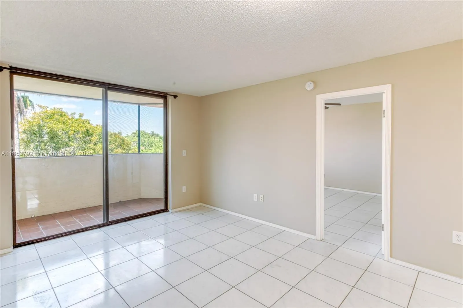 7401 NW 16th St, #408