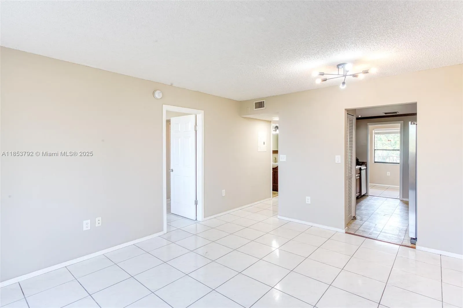 7401 NW 16th St, #408