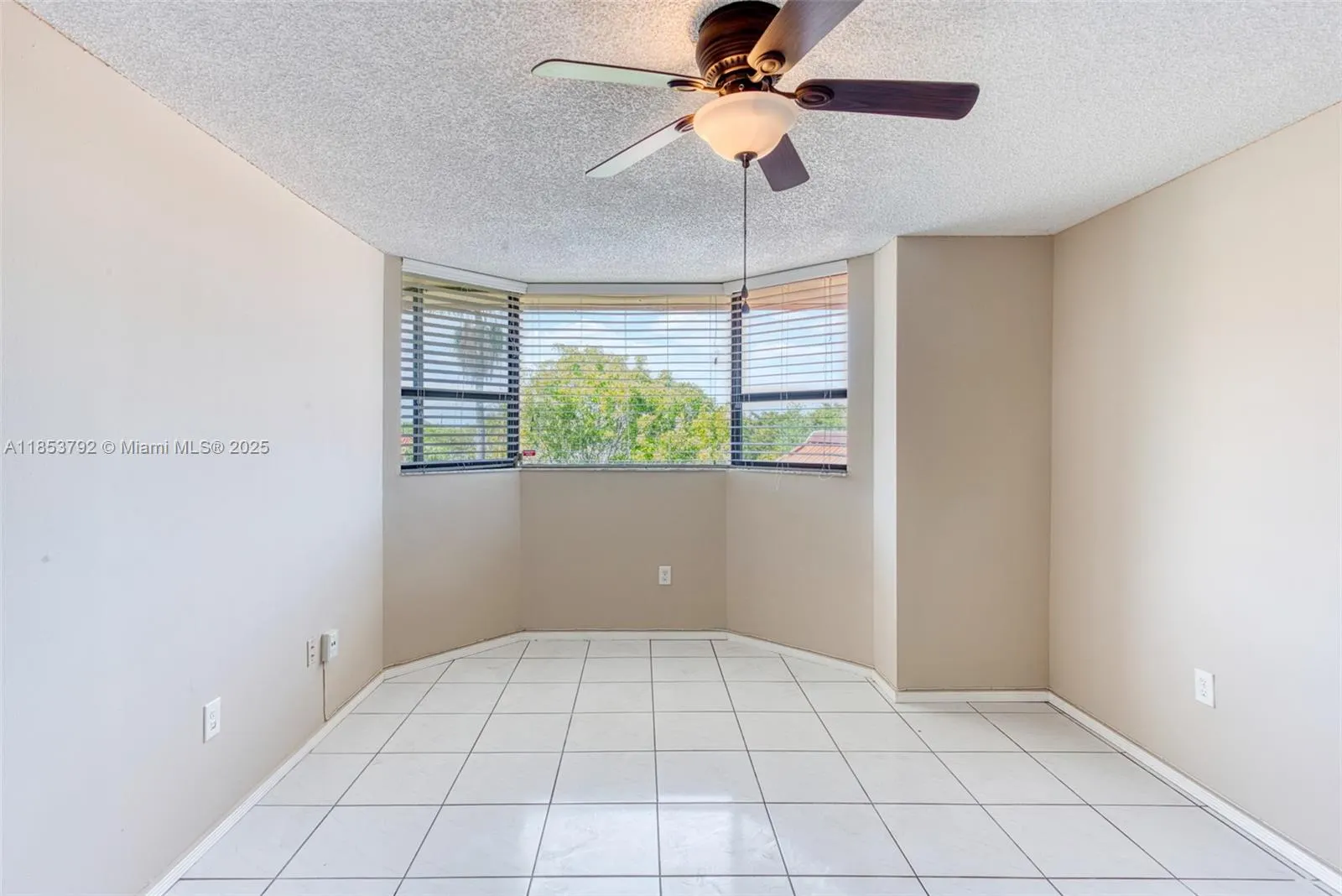 7401 NW 16th St, #408