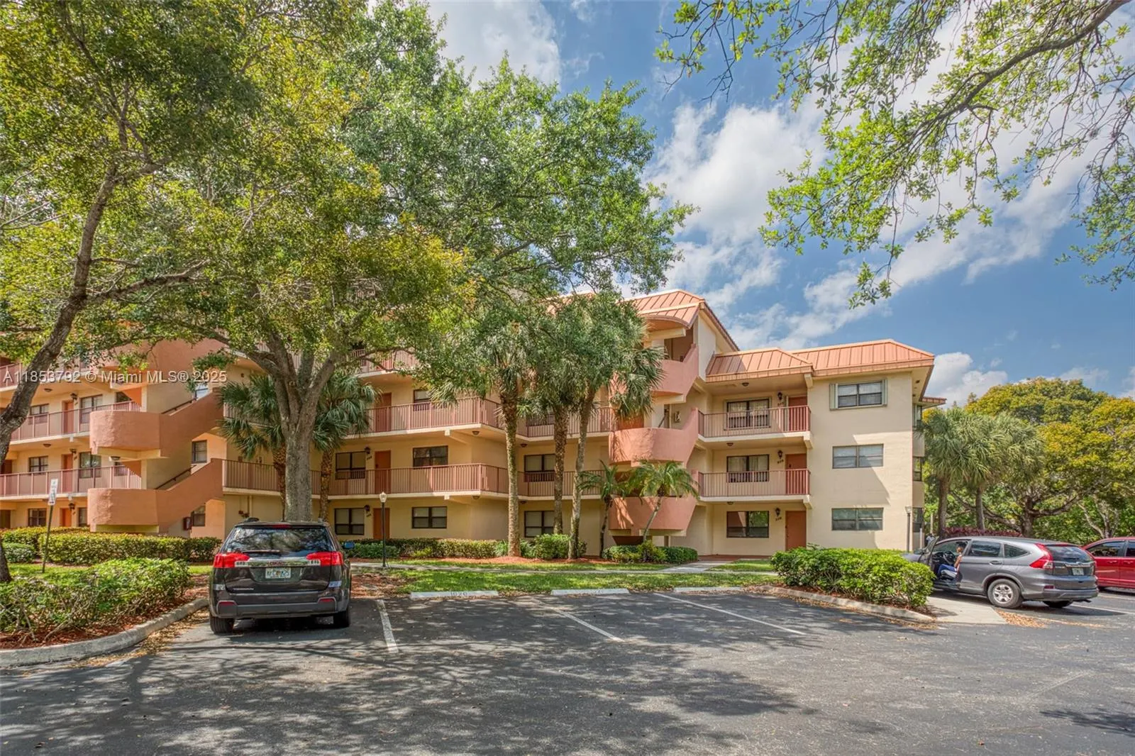 7401 NW 16th St, #408