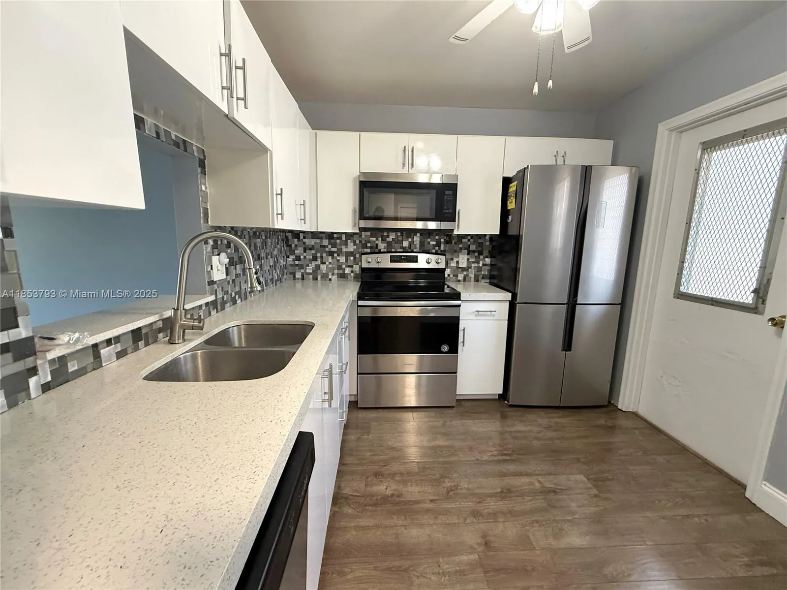 232 NE 12th Ave, #201