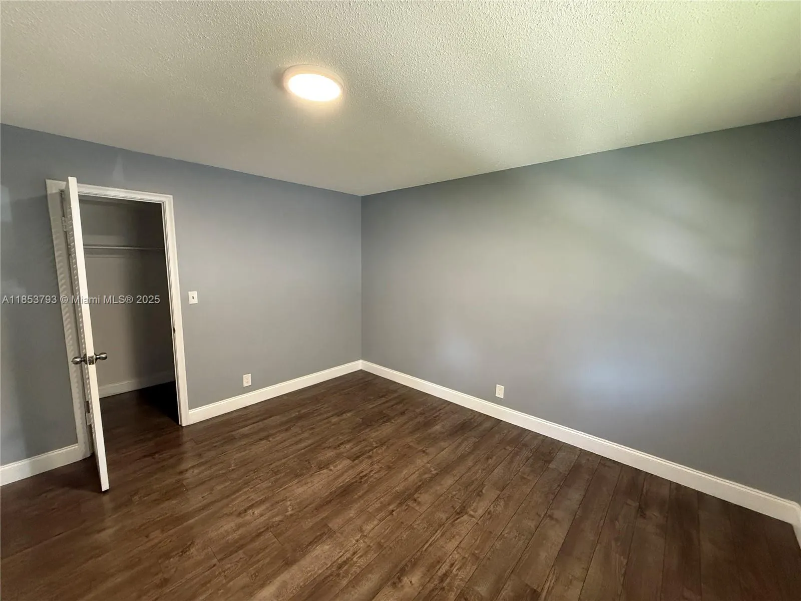 232 NE 12th Ave, #201