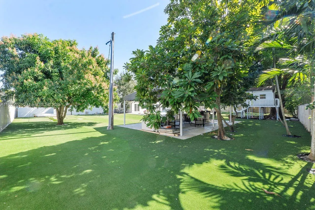 13000 Old Cutler Rd