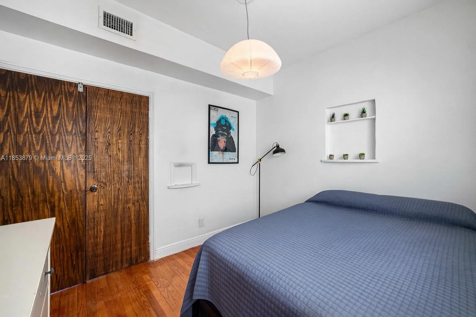 1521 Meridian Ave, #103