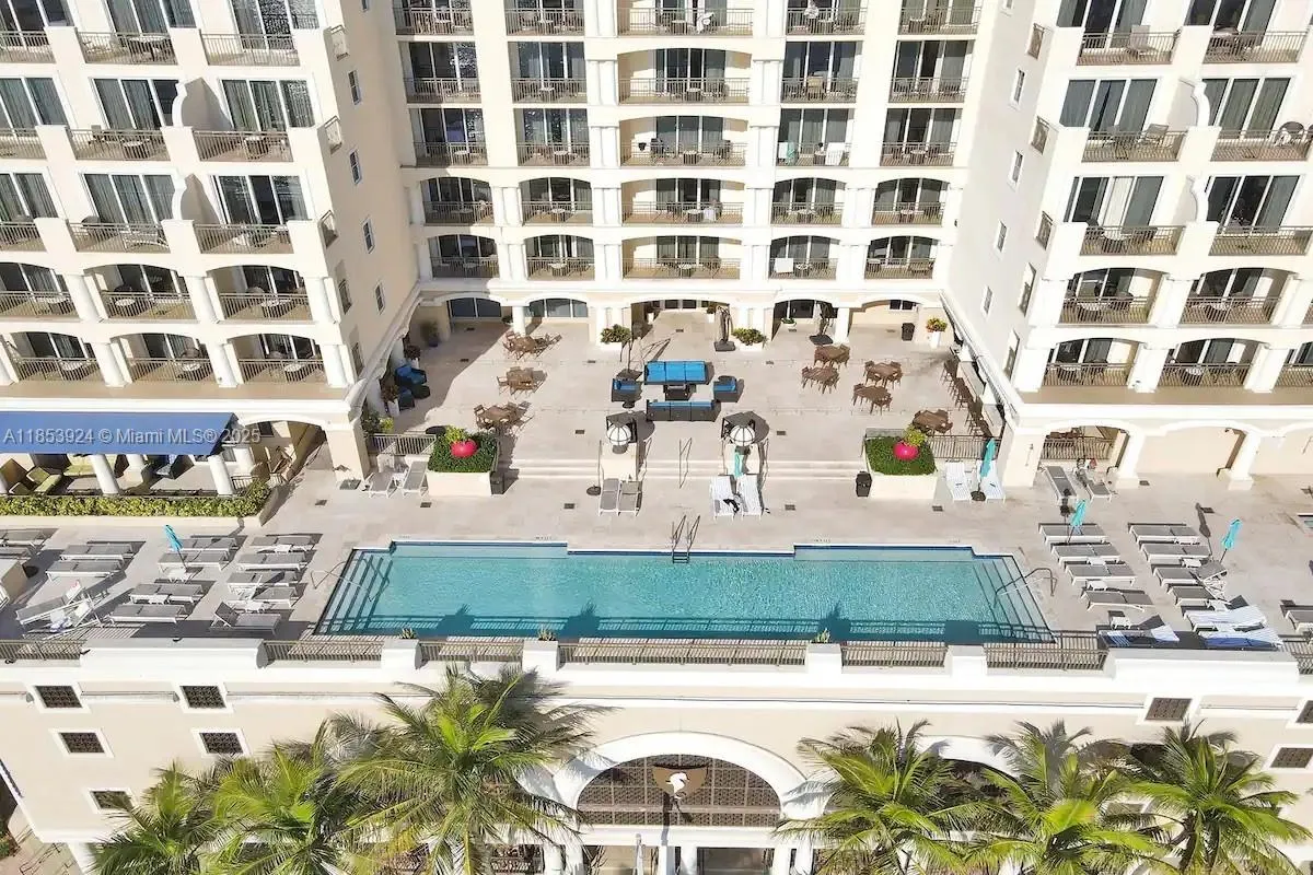 601 N Ft Lauderdale Beach Blvd, #903
