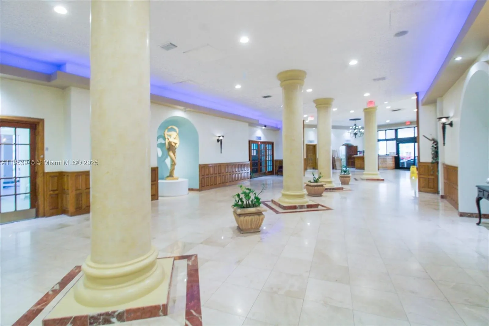 3725 S Ocean Dr, #1416
