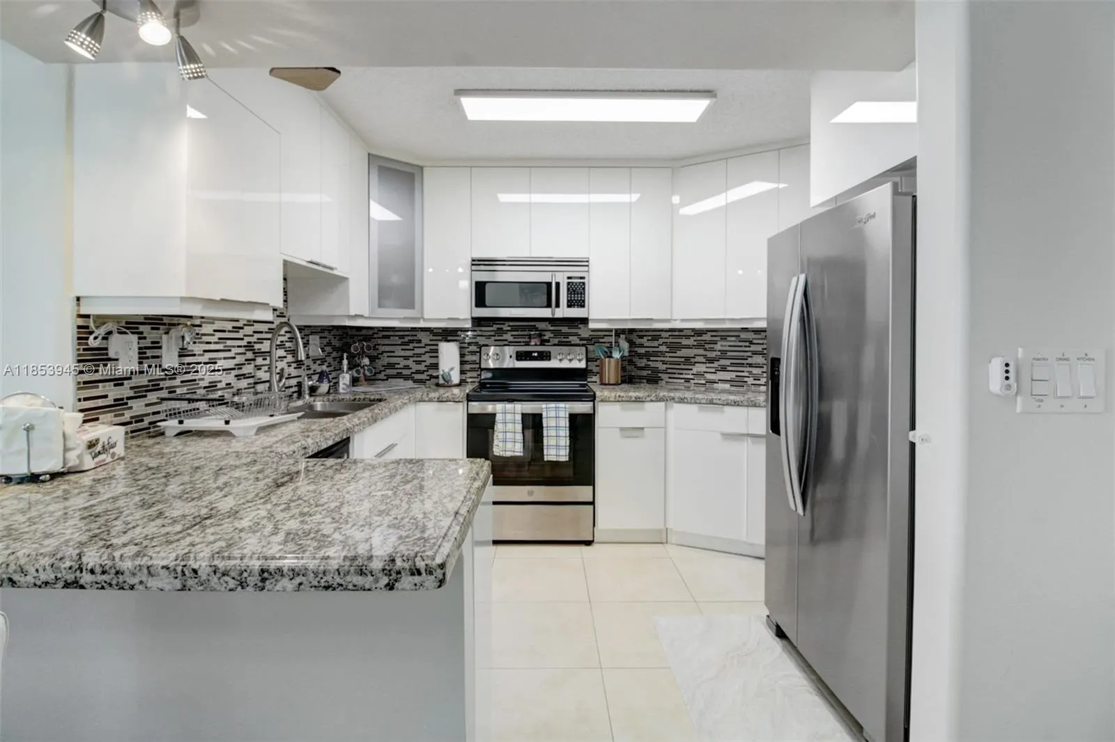 3725 S Ocean Dr, #1416