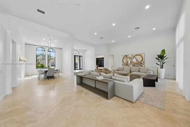 2454 Provence Ct